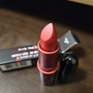Mac Lipstick Viva Glam Sia (NIB)